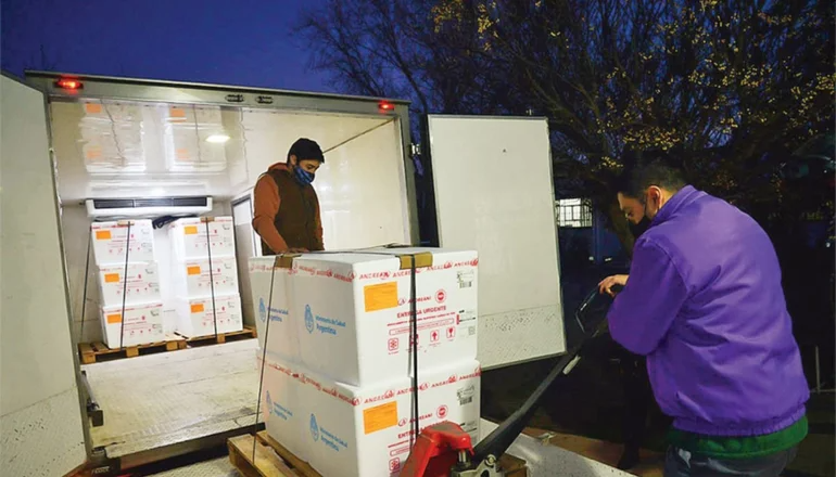 Llega el primer lote de vacunas pediátricas contra el coronavirus