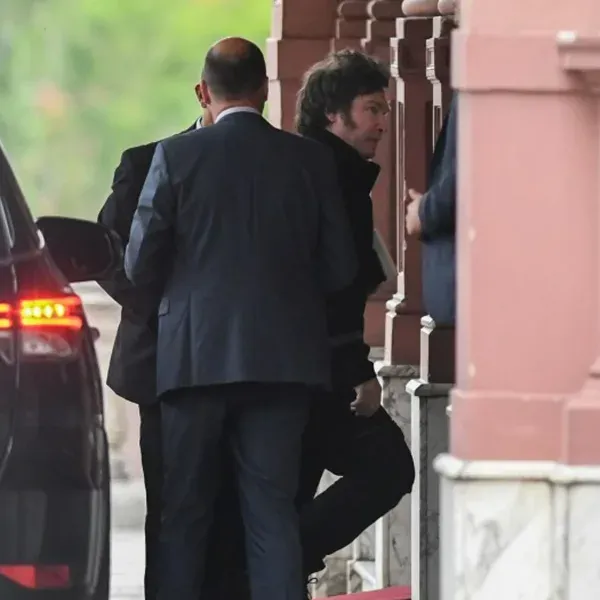 Antes del tratamiento del DNU: Se suspendió la reunión de gabinete