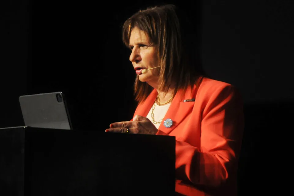 Patricia Bullrich se toma licencia como presidenta del PRO para la campaña