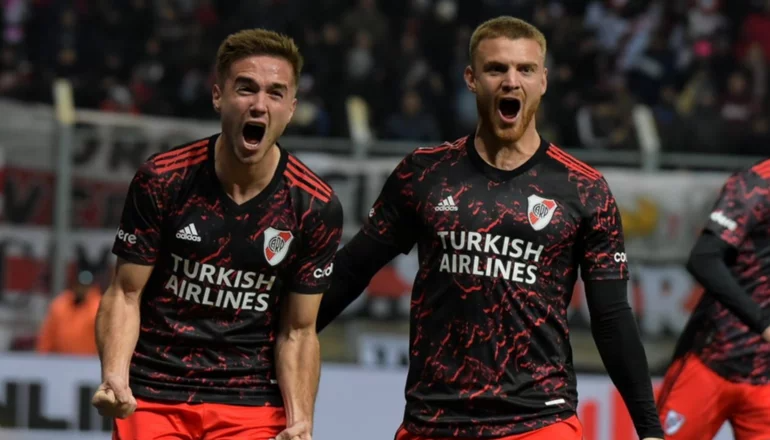 River goleó en La Pedrera y está en octavos de final