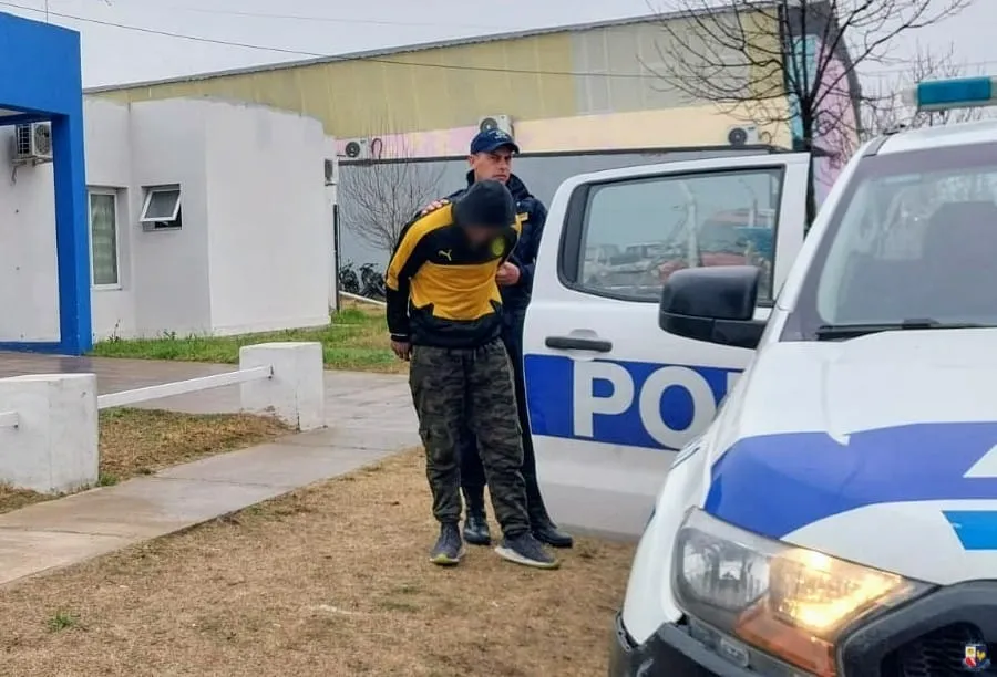 Villa Mercedes: demoraron a un joven que sustrajo una cocina eléctrica y un aire acondicionado de un