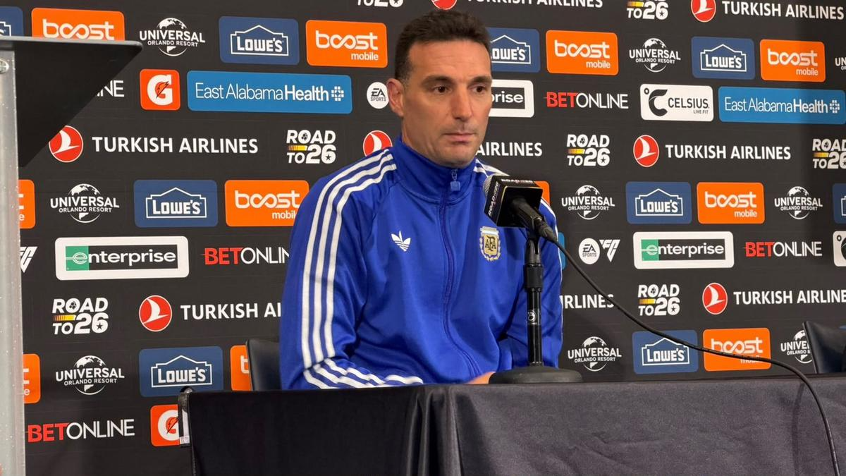 Scaloni demora la definición del reemplazante de Balerdi y analiza dos alternativas para el Mundial