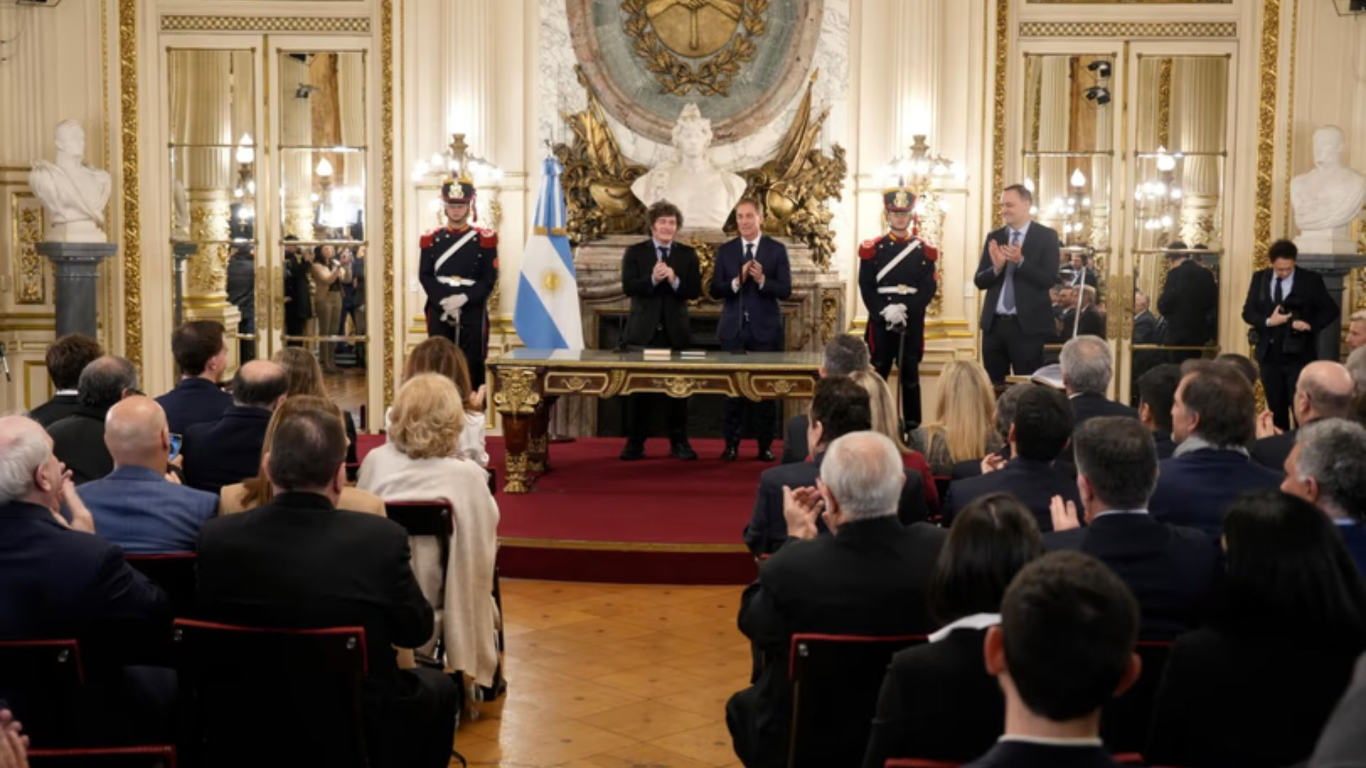 Diego Santilli asumió como jefe de Gabinete y prometió profundizar las reformas