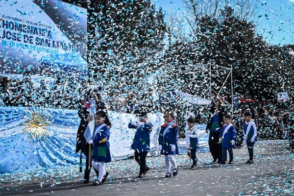 Justo Daract conmemoró a San Martín con un multitudinario desfile cívico-militar