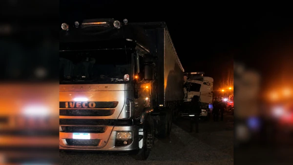Choque entre dos camiones en la Autopista de las Serranías Puntanas: no hubo heridos