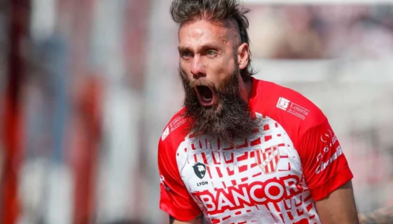 Un sanluiseño debía ser operado de urgencia y se escapó para ir a entrenar